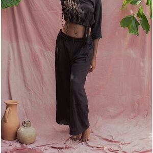 Indigo Luna- Flow pants - Black xs/s NWT